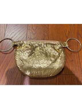 Vintage Y2K Cache Gold Metal Sequin Beaded Clutch bag Purse